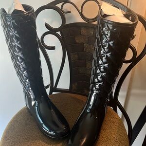 Hunters Boots NWOT